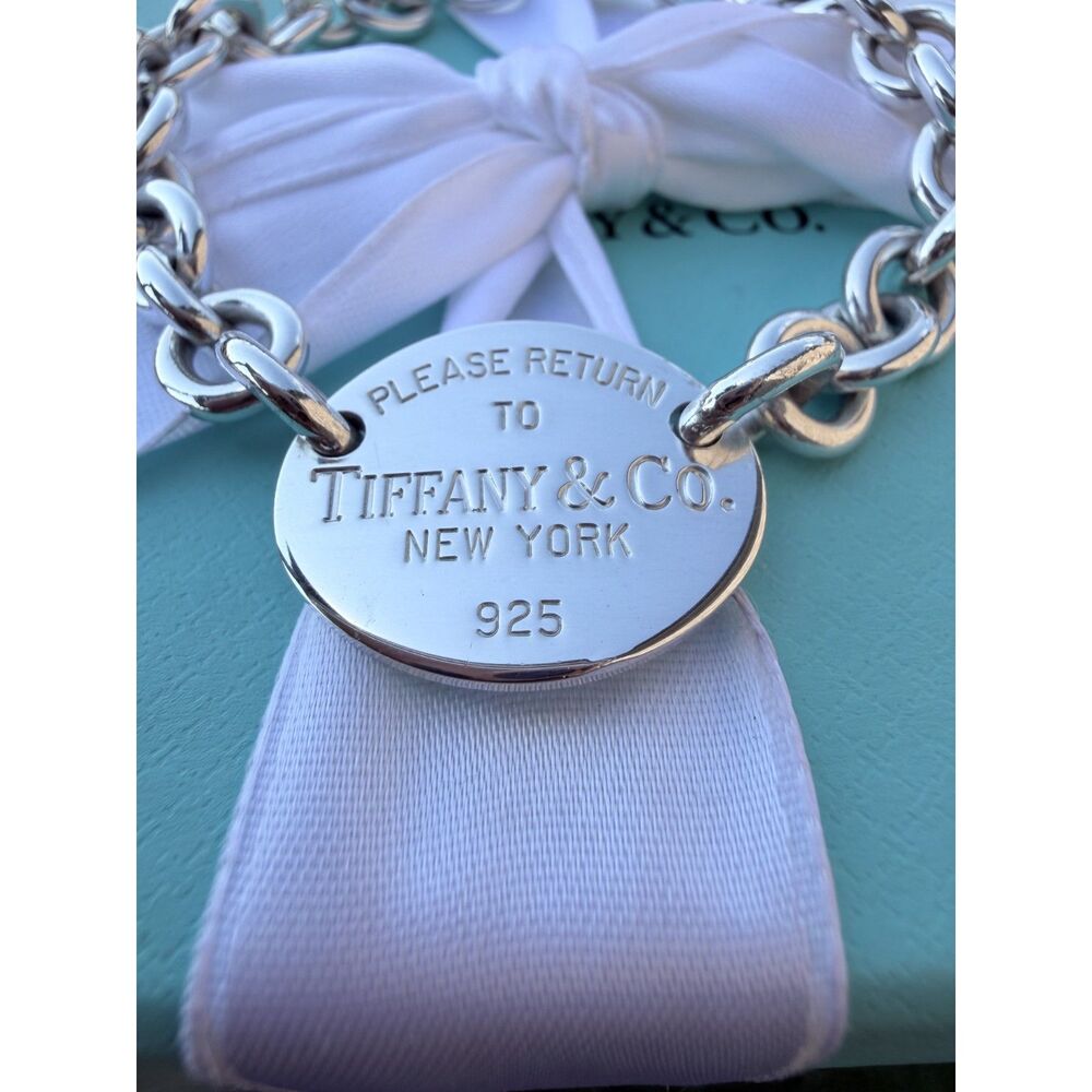 Tiffany & Co. Oval Tag Bracelet Silver 925, 7.5 inches